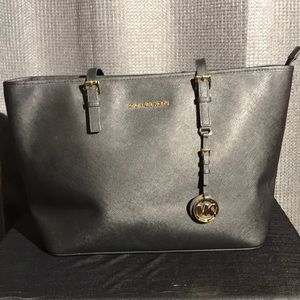 Michael Kors Tote